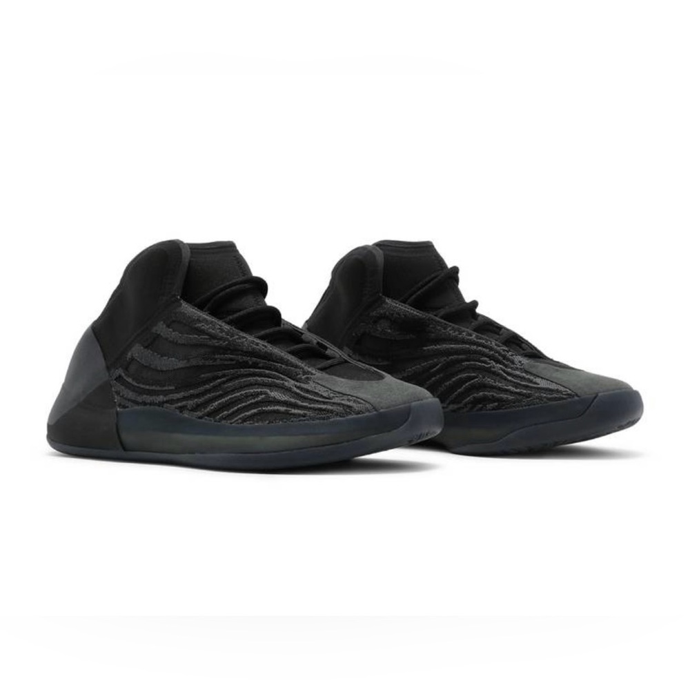 Yeezy QNTM